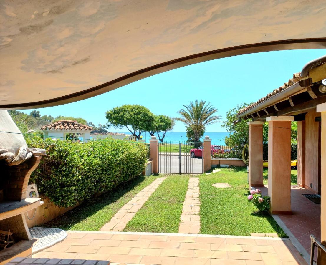 Villa Stella Fronte Mare Porto Frailis Àrbatax Exterior photo